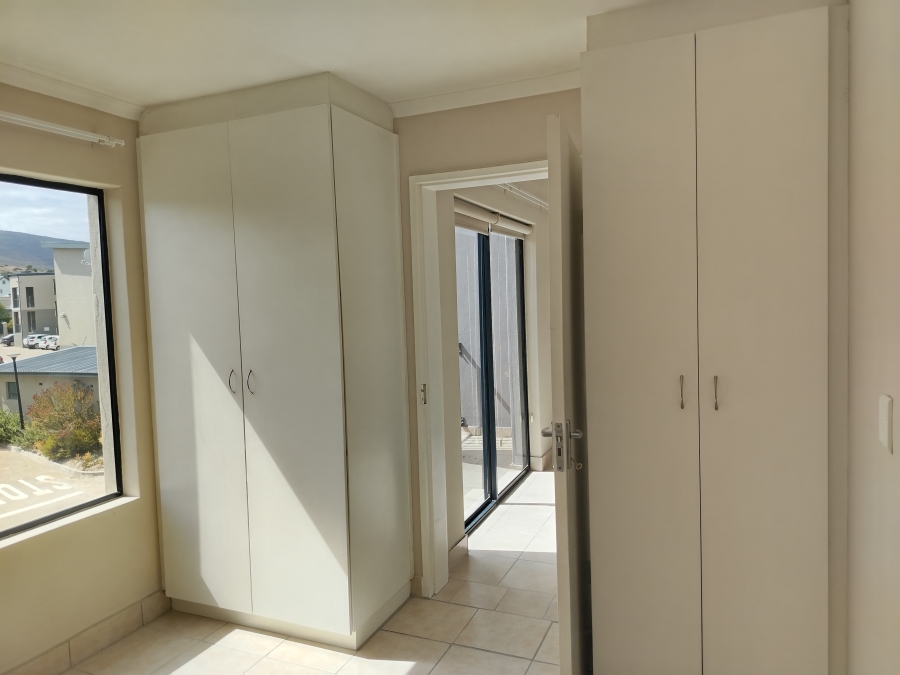 To Let 2 Bedroom Property for Rent in Burgundy Estate Western Cape